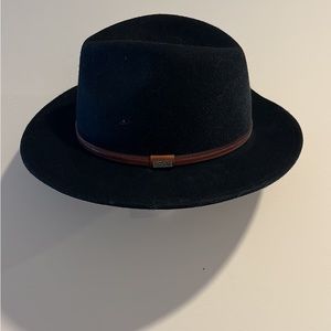 Conner Black wide brim hat size small
